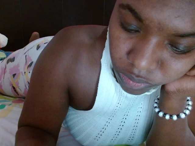 Live sex webcam photo for Daizy-cooper #271691251