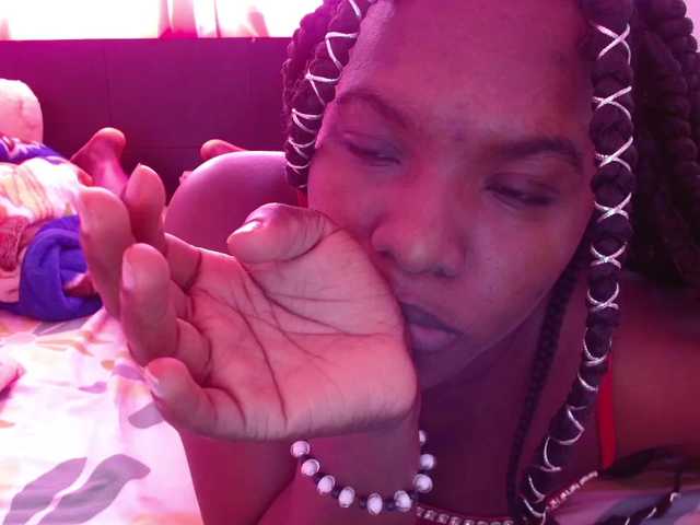 Live sex webcam photo for Daizy-cooper #271866686