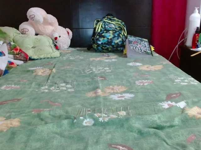 Live sex webcam photo for Daizy-cooper #272103713