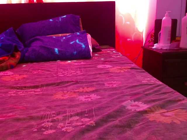 Live sex webcam photo for Daizy-cooper #272309180