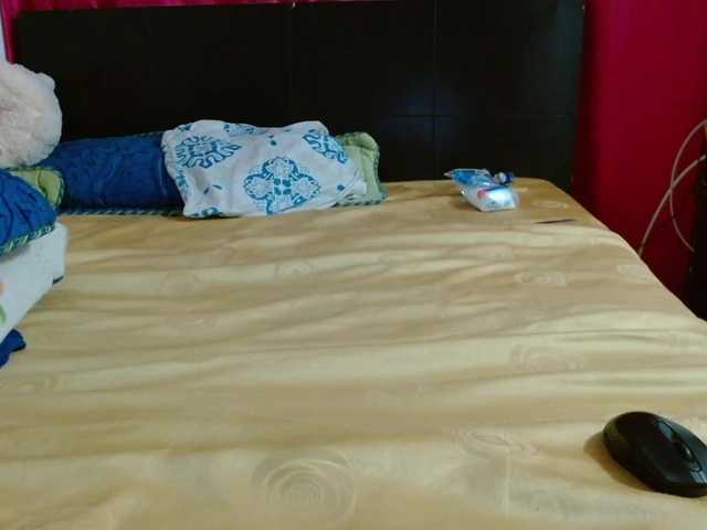 Live sex webcam photo for Daizy-cooper #272625734