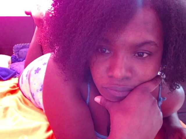 Live sex webcam photo for Daizy-cooper #272757960