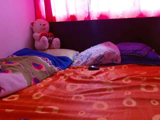 Live sex webcam photo for Daizy-cooper #272803910