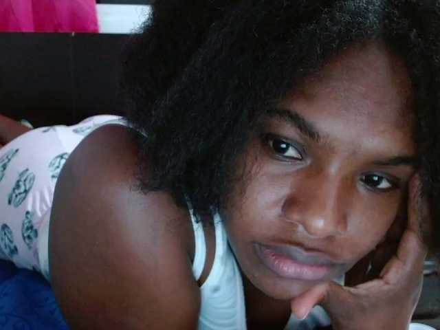 Live sex webcam photo for Daizy-cooper #272882361