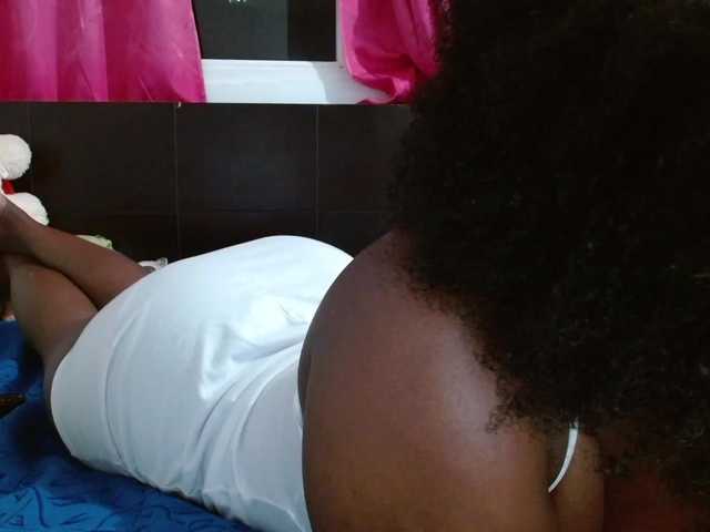 Live sex webcam photo for Daizy-cooper #272898770