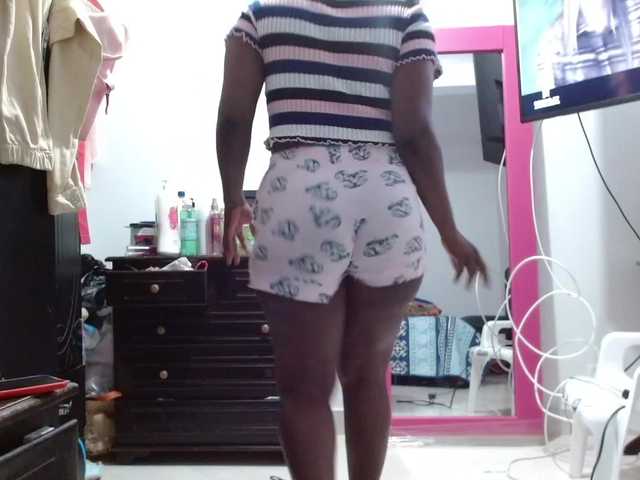 Live sex webcam photo for Daizy-cooper #273007071