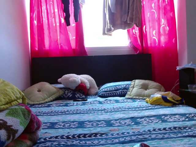 Live sex webcam photo for Daizy-cooper #273257659