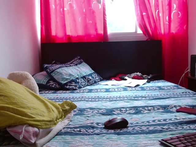 Live sex webcam photo for Daizy-cooper #273361013