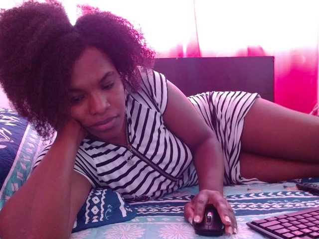 Live sex webcam photo for Daizy-cooper #273420553