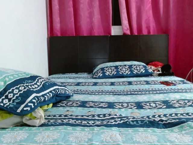 Live sex webcam photo for Daizy-cooper #273422472