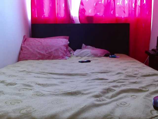 Live sex webcam photo for Daizy-cooper #273583243