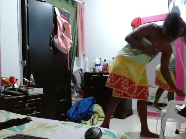 Live sex webcam photo for Daizy-cooper #273807522