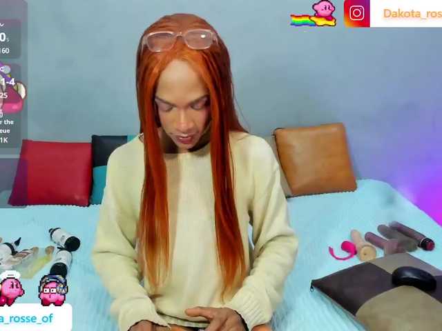 Live sex webcam photo for DakotaRosee #290975590