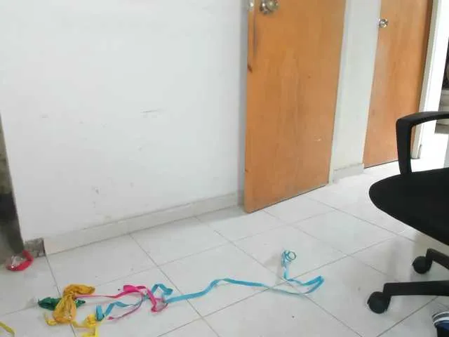 Live sex webcam photo for DaleHamilton #290677978