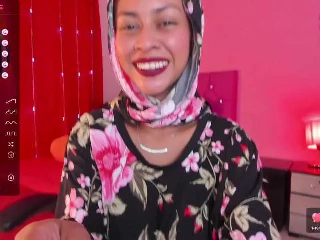 Live sex webcam photo for DaliaTaleb #277598238