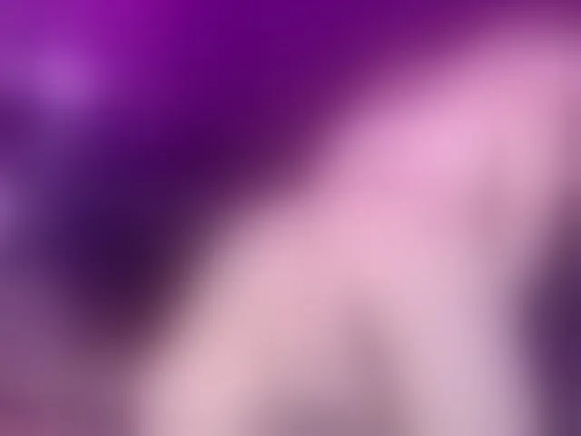 Live sex webcam photo for Daliana-Gounbolt #293488206