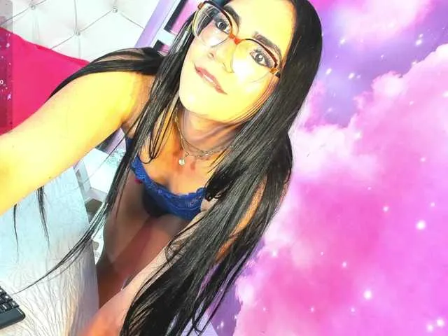 Live sex webcam photo for DalisHills #290659573
