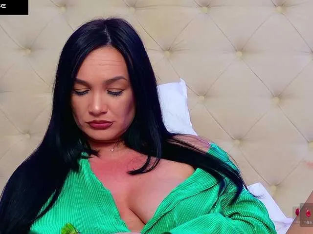 Live sex webcam photo for DaliyaArabian #290395377