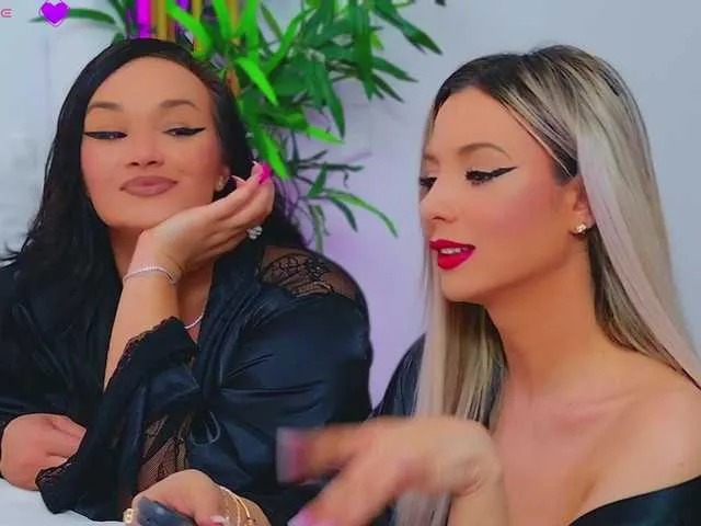 Live sex webcam photo for DaliyaArabian #290775075