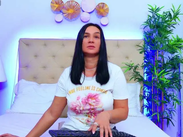 Live sex webcam photo for DaliyaArabian #290936212