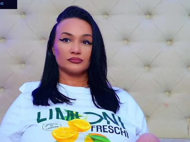 Live sex webcam photo for DaliyaArabian #290953649