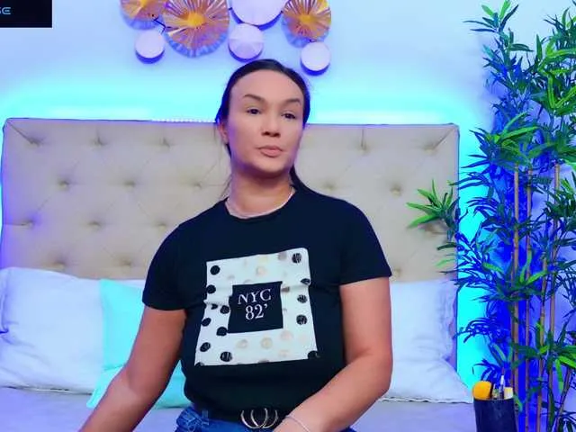 Live sex webcam photo for DaliyaArabian #290971058