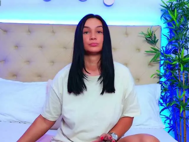 Live sex webcam photo for DaliyaArabian #291325349