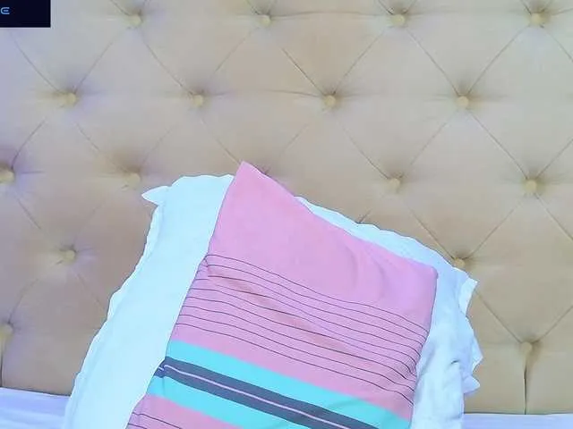 Live sex webcam photo for DaliyaArabian #291327719