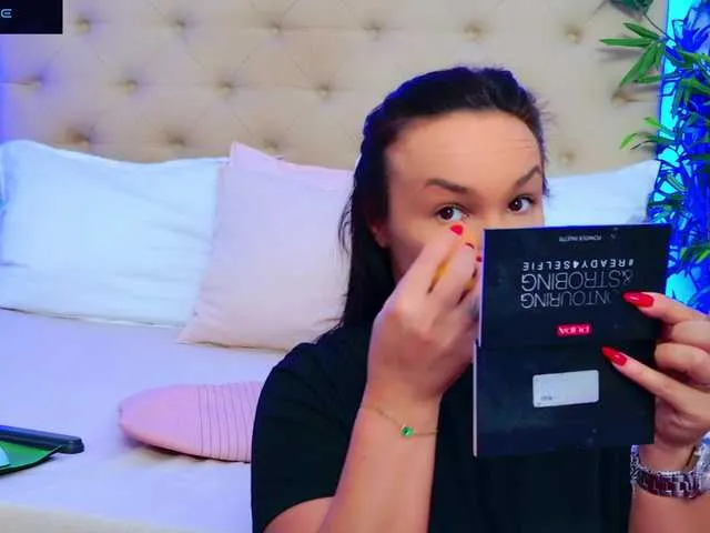 Live sex webcam photo for DaliyaArabian #291365429