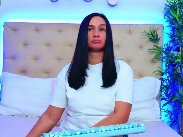 Live sex webcam photo for DaliyaArabian #291377814