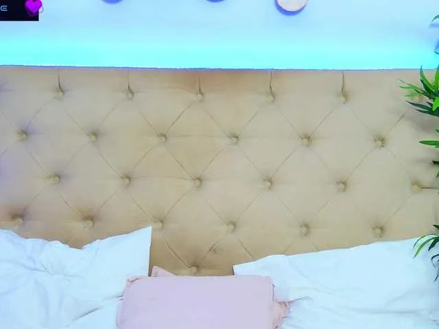 Live sex webcam photo for DaliyaArabian #291611167