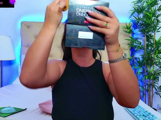 Live sex webcam photo for DaliyaArabian #291681205