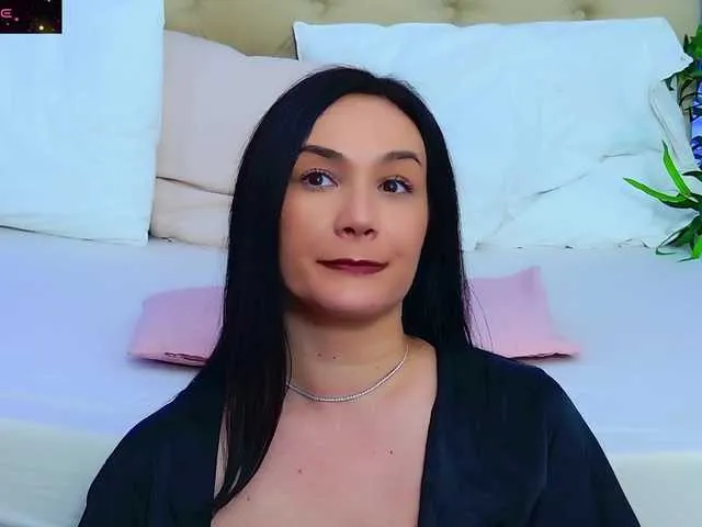 Live sex webcam photo for DaliyaArabian #292403823