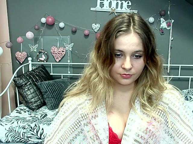 Live sex webcam photo for DameDarbyMiss #272207457