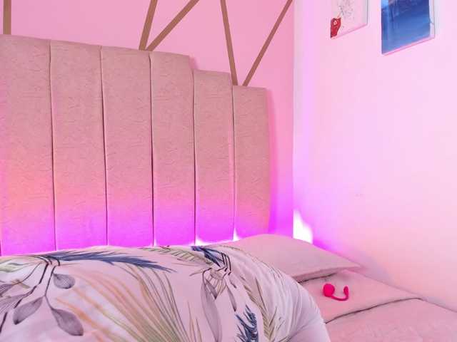 Live sex webcam photo for Damian-n-Maya #290417208