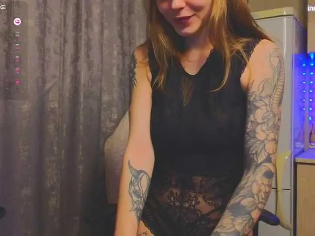 Live sex webcam photo for DanaCuteee #290388821