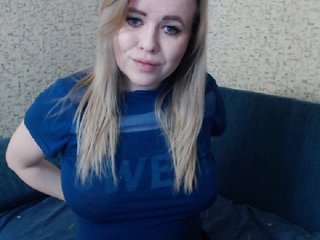 Live sex webcam photo for DanaSweet #205765499