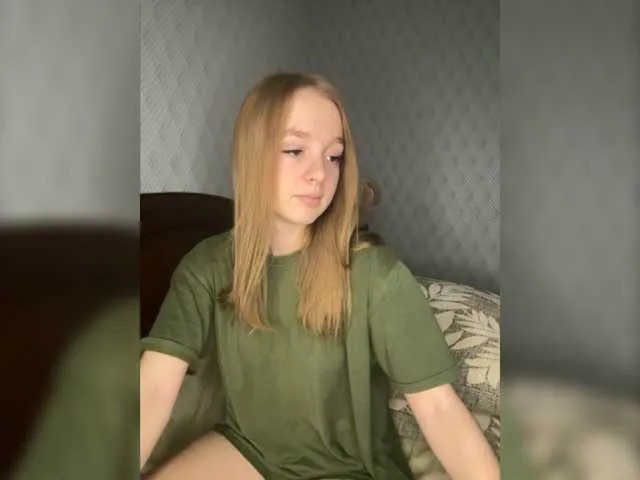 Live sex webcam photo for Dandimilk #276561141