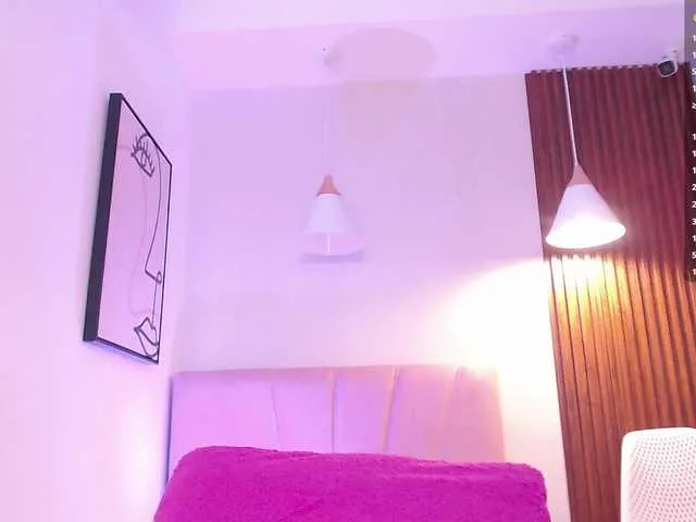 Live sex webcam photo for Daneshka-Heart #290527216