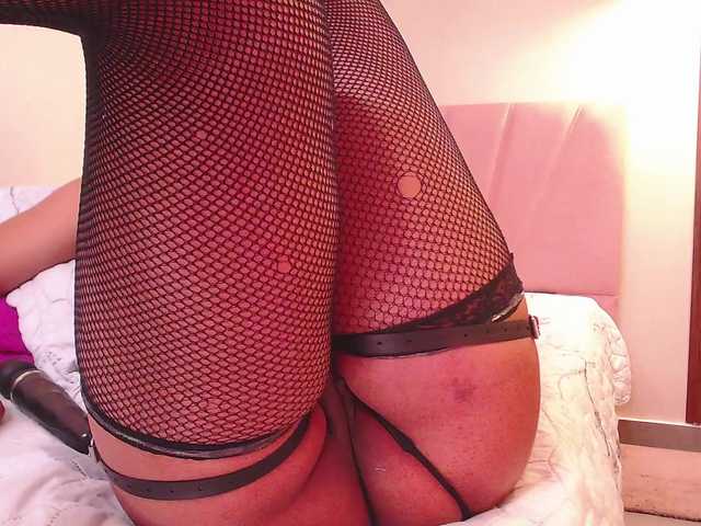 Live sex webcam photo for Daneshka-Heart #290959536