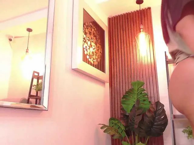 Live sex webcam photo for Daneshka-Heart #291591616