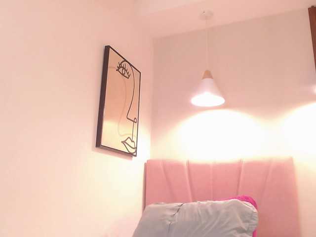 Live sex webcam photo for Daneshka-Heart #291727769