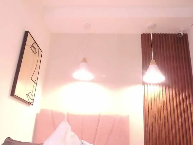 Live sex webcam photo for Daneshka-Heart #291801430