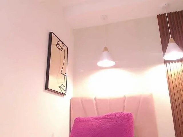 Live sex webcam photo for Daneshka-Heart #291920741