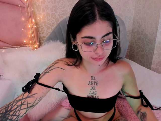 Live sex webcam photo for Dangeer #277551898