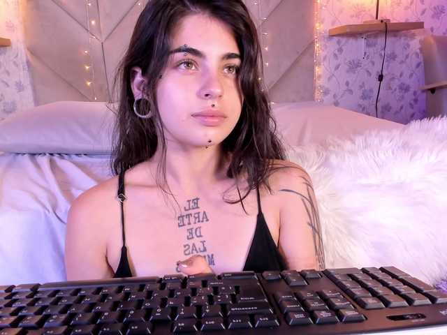 Live sex webcam photo for Dangeer #277815020