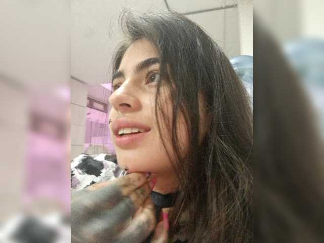 Live sex webcam photo for Dangeer #278073643