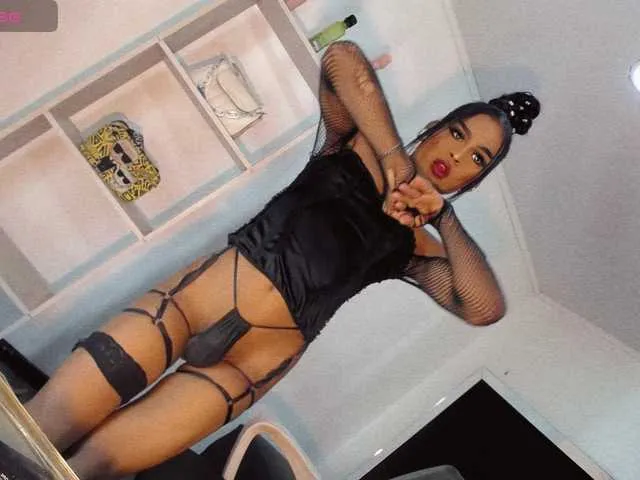 Live sex webcam photo for DaniaDobleman #290576439