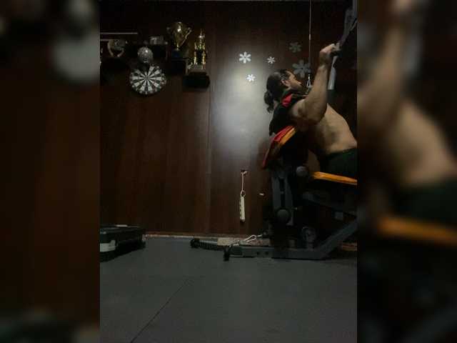 Live sex webcam photo for Danialhassanchecka #292316409