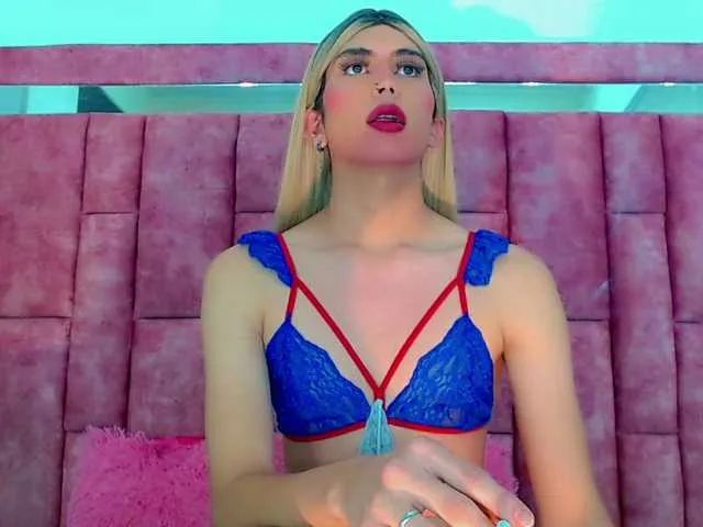 Live sex webcam photo for DanielaPink #290995528